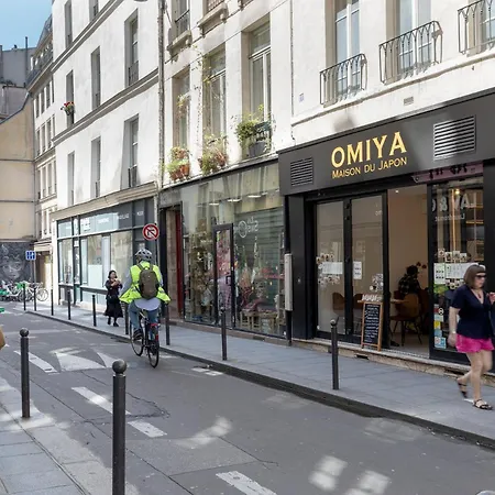 Appt 4p Grands Boulevards * Parijs
